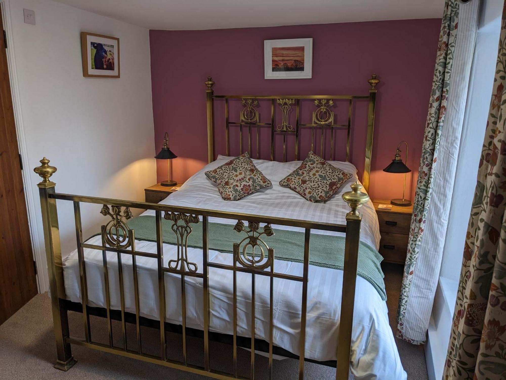 Cowpers Oak Bed & Breakfast Olney Room photo